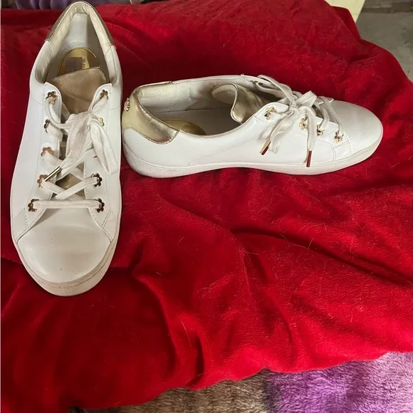 Michael Kors sneakers - Picture 1 of 3